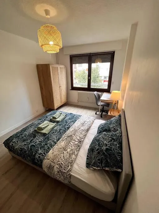 Au Pied Du Tramway Apartment Ambilly France
