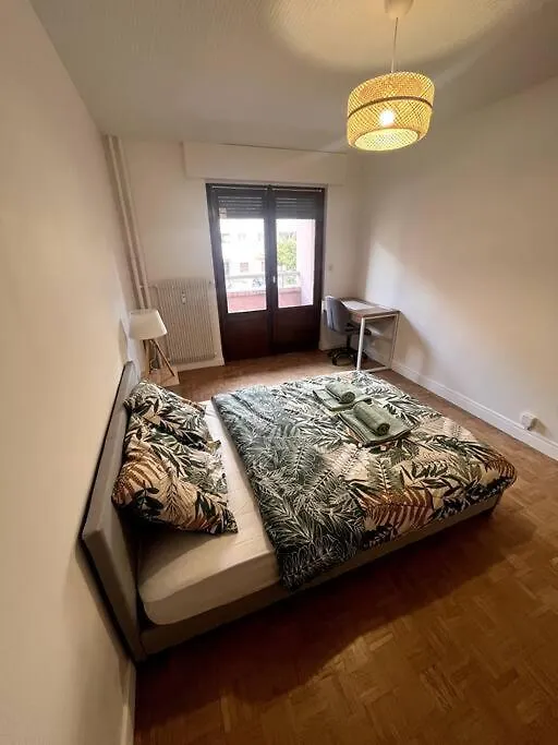 Au Pied Du Tramway Apartment Ambilly