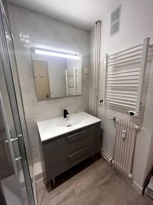 Au Pied Du Tramway Apartment Ambilly